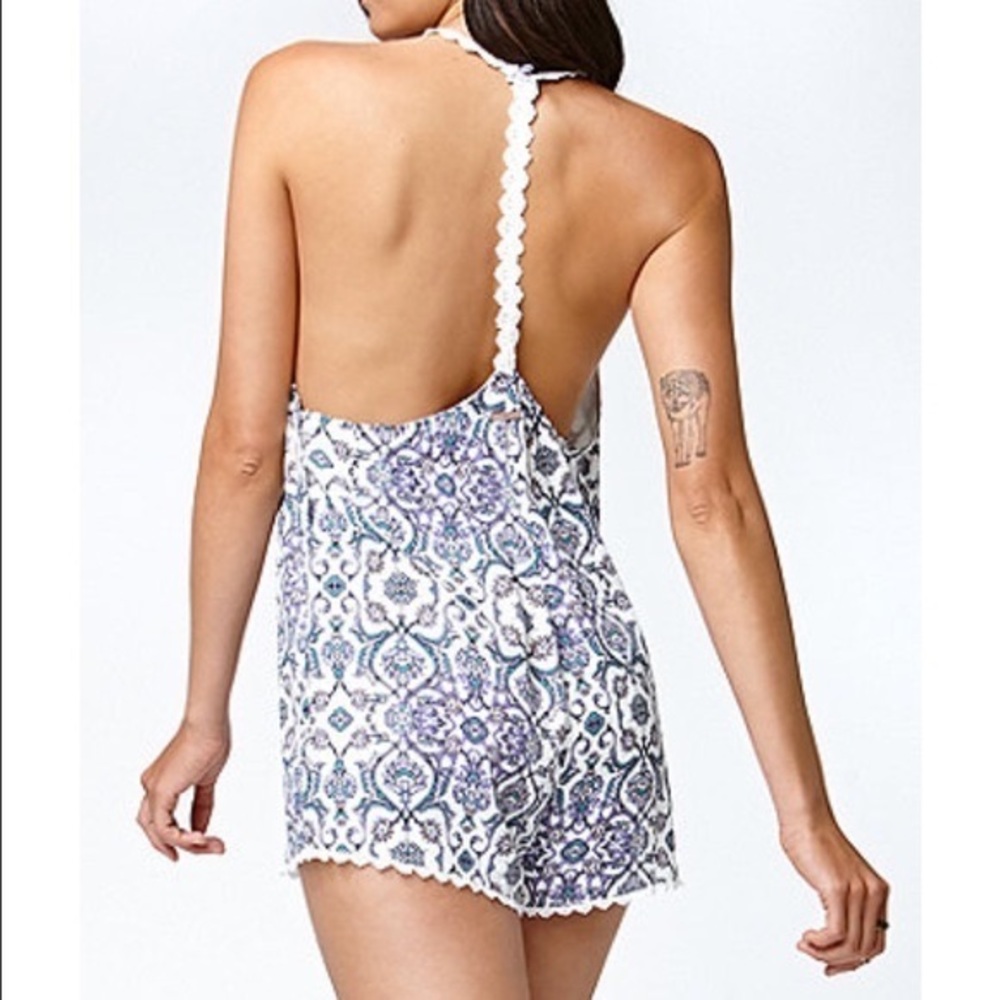 Kendall & Kylie Floral Print T-Strap Romper